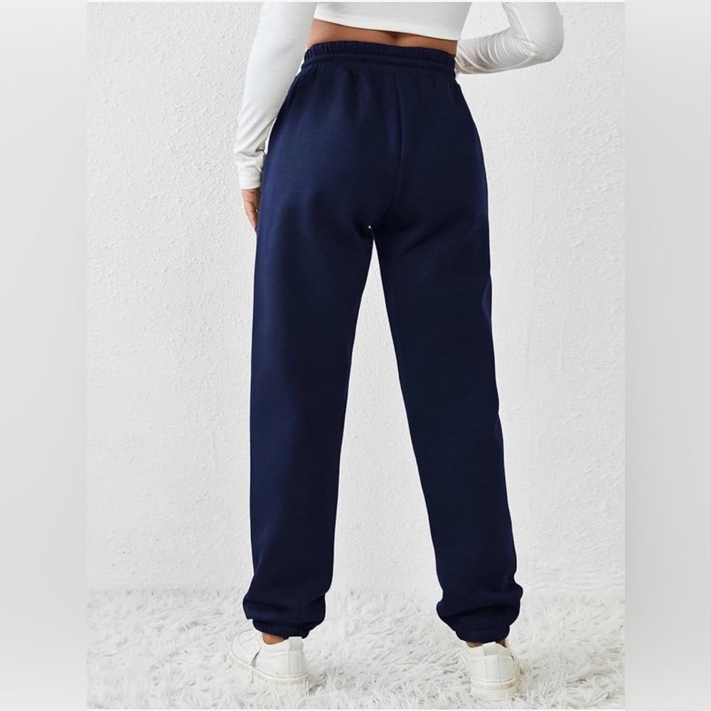 Woman’s Navy Blue Warm Fleece Lined Elastic Waist Joggers with Pockets (M) NWT - Picture 2 of 6